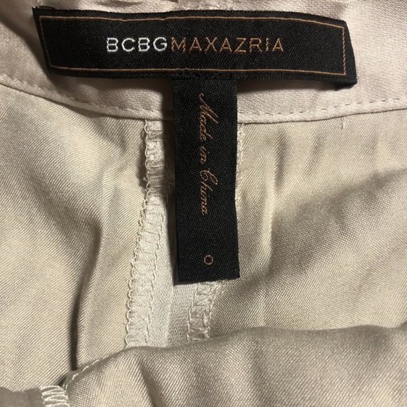 BCBG Shorts - Size 0 - Picture 4 of 5
